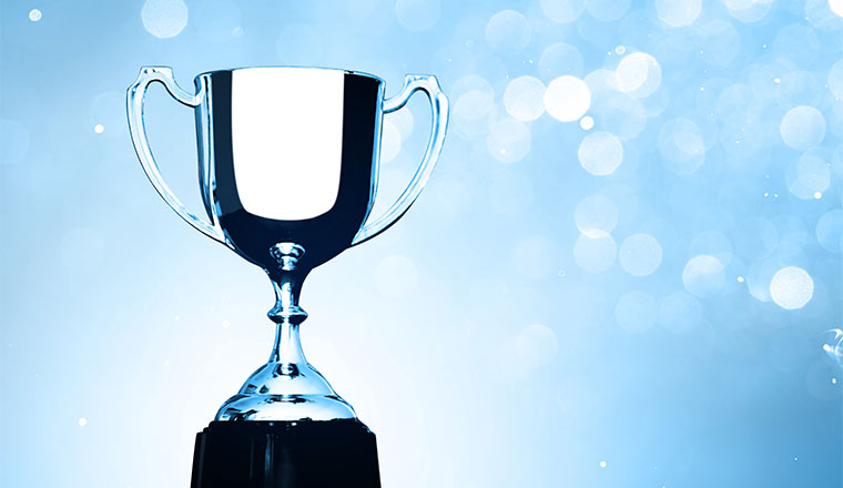 Want to buy unique design and affordable custom award plaques on online?