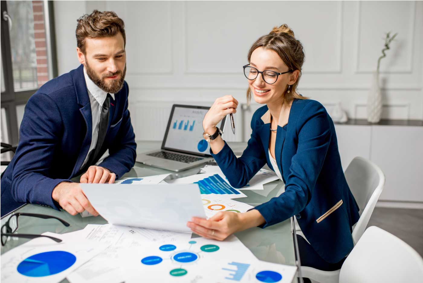 How to select a professional and accounting services for your business