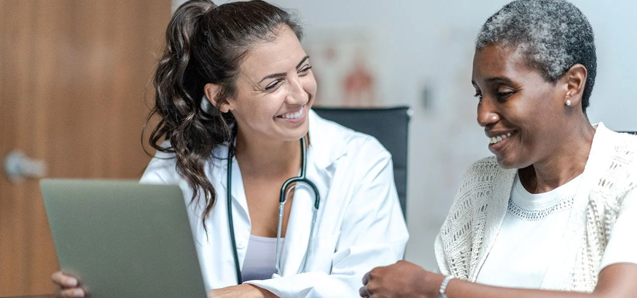How do mobile healthcare services address issues of patient confidentiality?