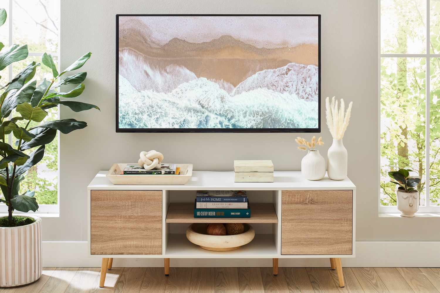 Step-by-Step Guide to Mounting a TV on Different Wall Types (Drywall, Brick, Concrete)